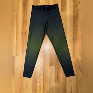Ultracor Black/Green Leggings